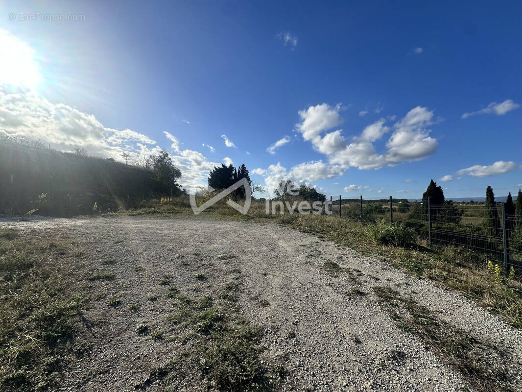 Terrain à CARCASSONNE