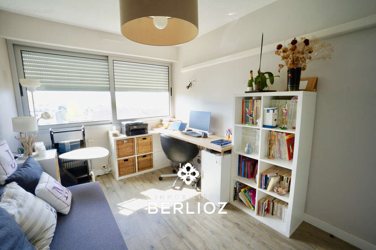 Appartement à MEYLAN