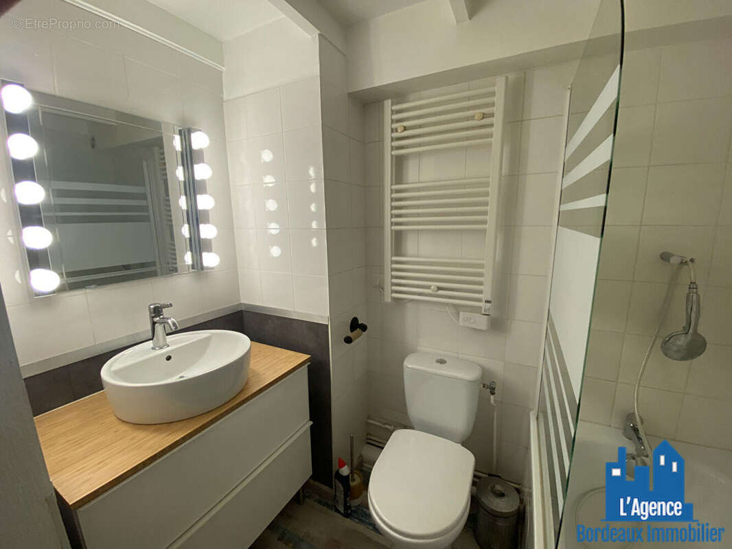 Appartement à BORDEAUX