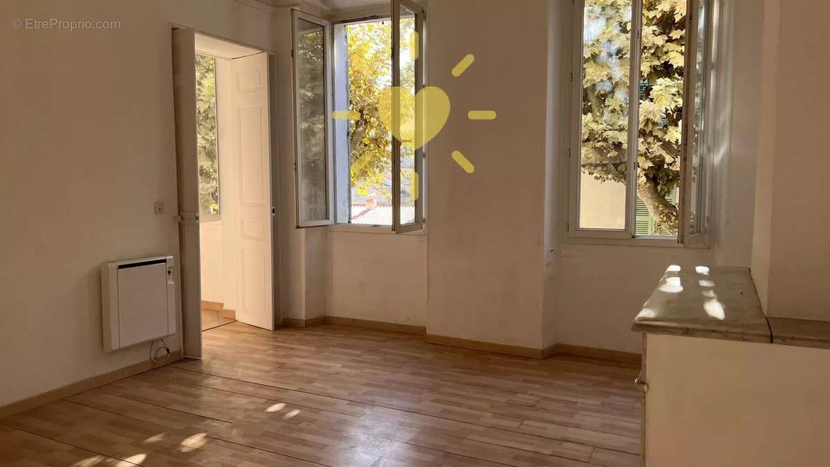 Appartement à BARGEMON