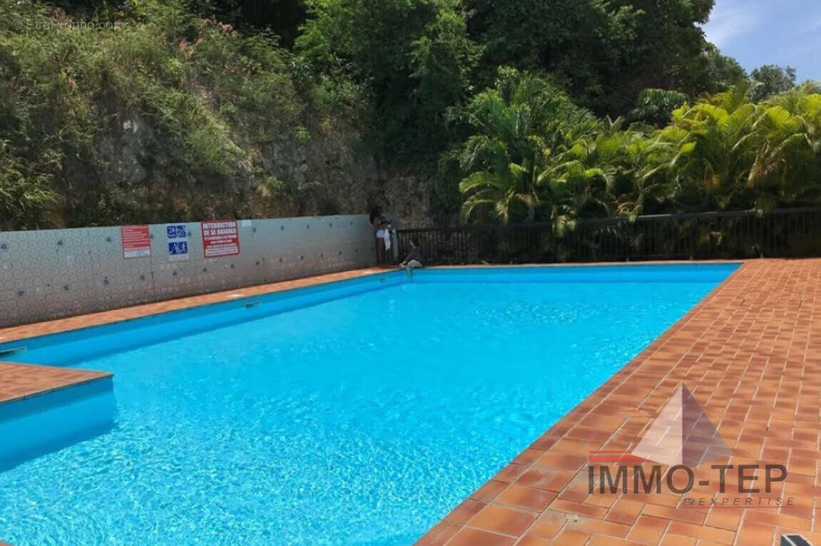 Appartement à LE GOSIER