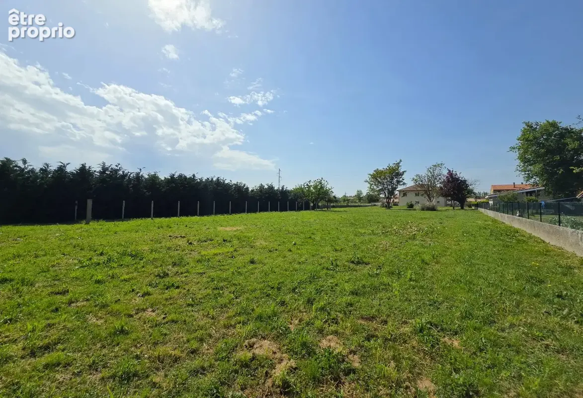Photo Terrain à Longages au prix de 119 000€