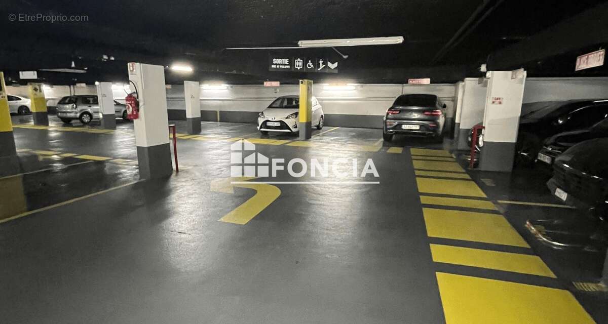 À vendre – Emplacement de parking sécurisé – Résidence Palmeiras, Nice - photo 5