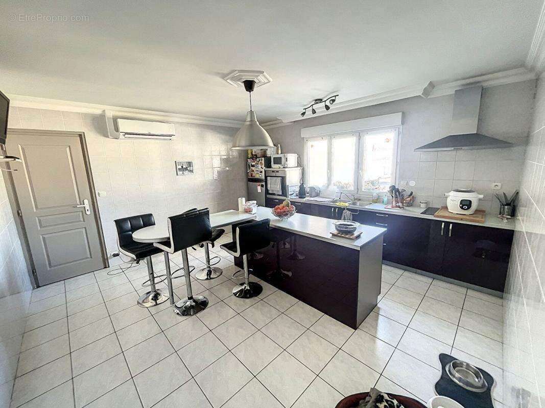 Vente d'une maison f9 (250 m²) à romorantin lanthenay - photo 4