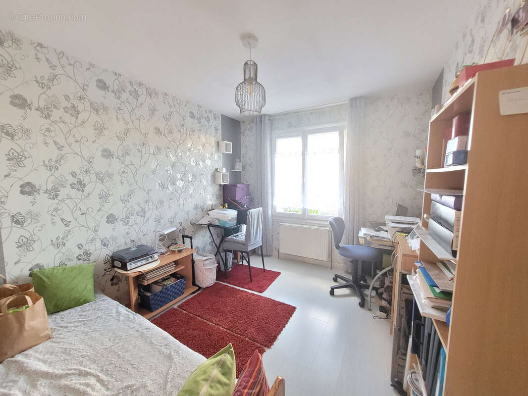 Plain pied individuel 3 chambres jardin garage sous-sol complet - photo 11
