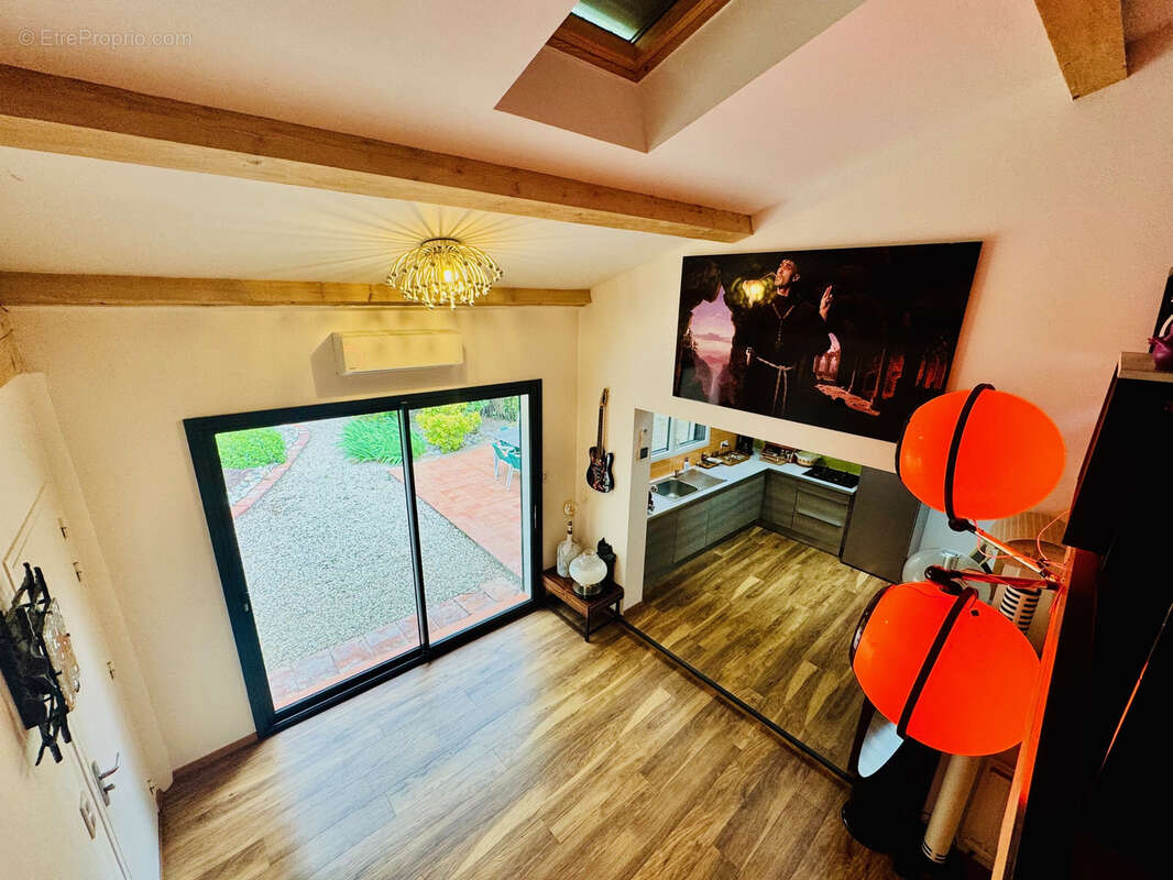Exceptionnel - centre de carcassonne - maison de 340m2 avec jardin clos - photo 19