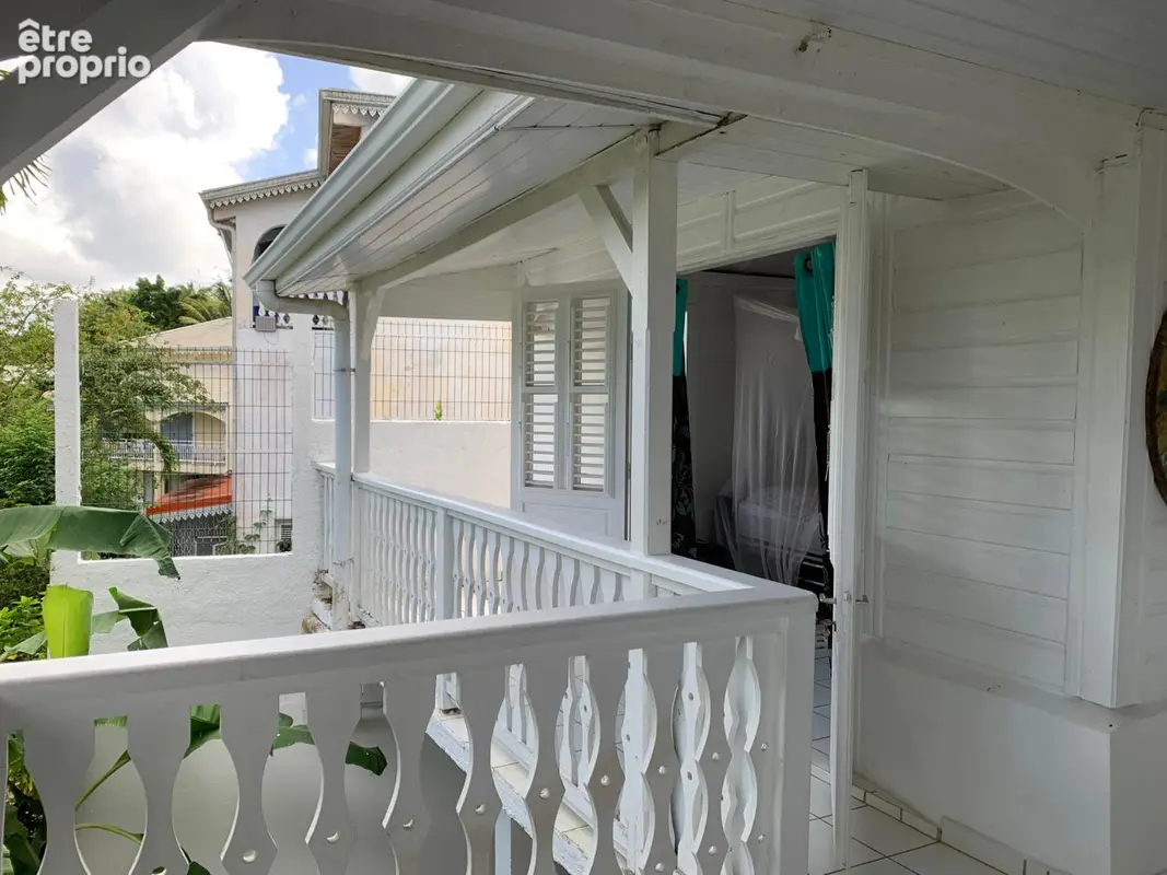 A vendre villa t7 - 190 m2 - vue mer & montagne - lamentin - photo 18
