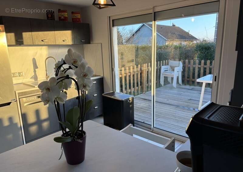 Maison à BELLENEUVE