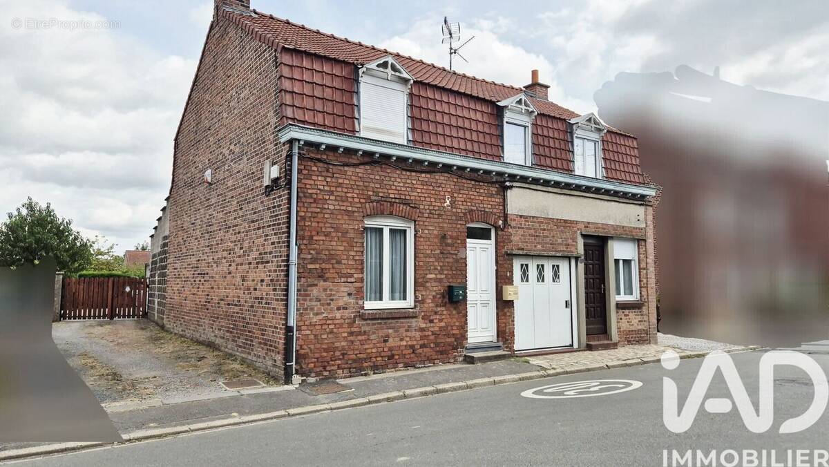 Photo 1 - Maison à VILLENEUVE-D&#039;ASCQ