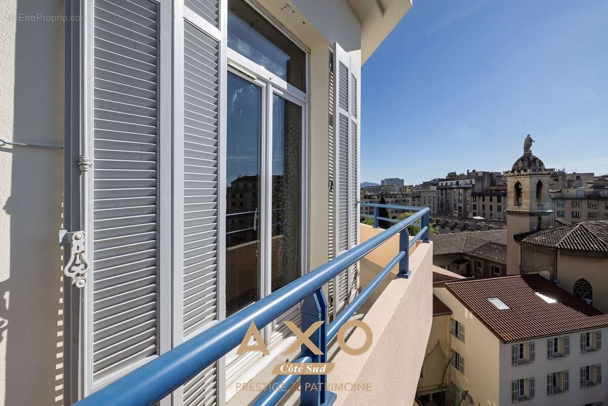 Appartement à MARSEILLE-4E