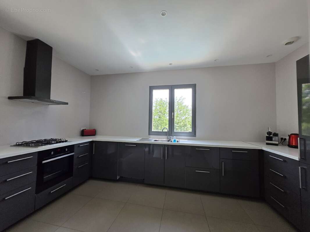Maison 204 m² à Comps  - photo 3