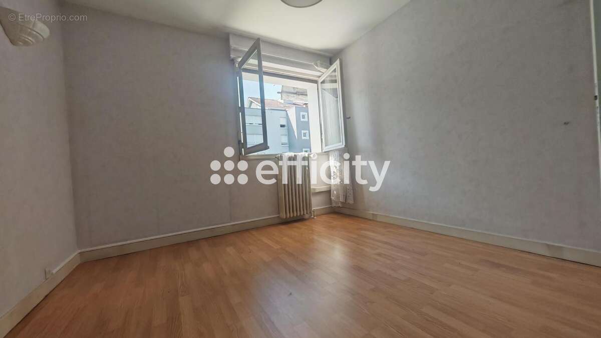 Appartement à VOIRON