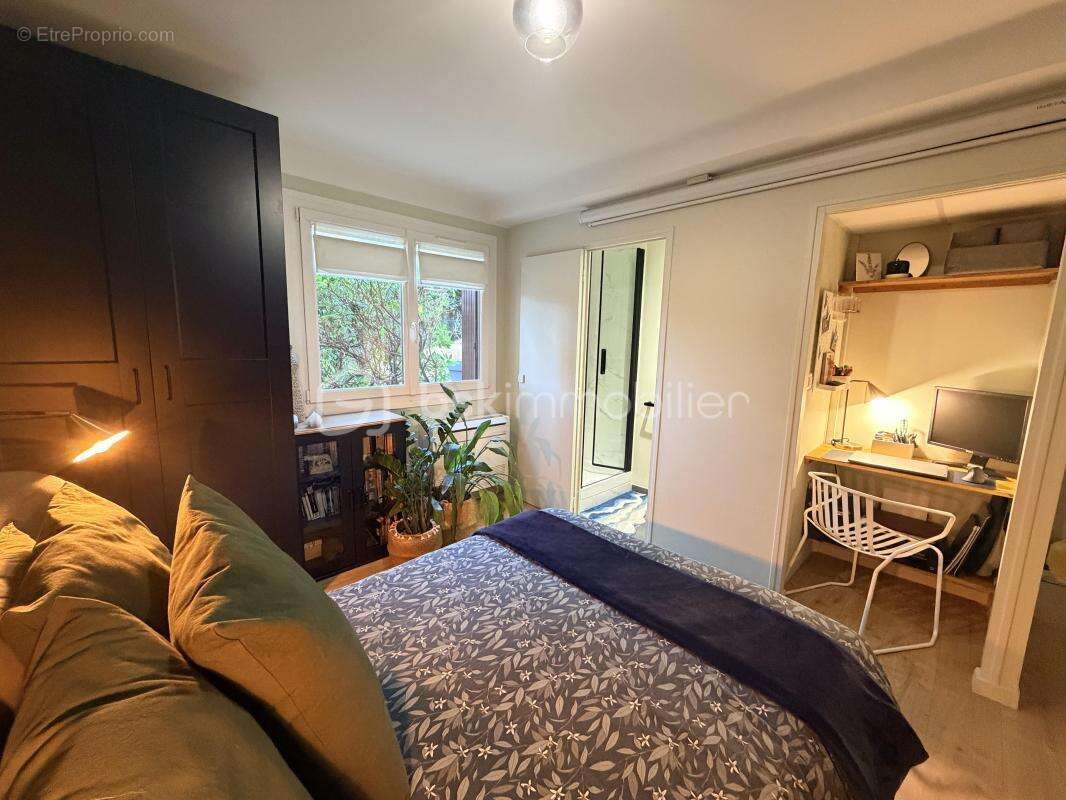 Appartement à SIX-FOURS-LES-PLAGES