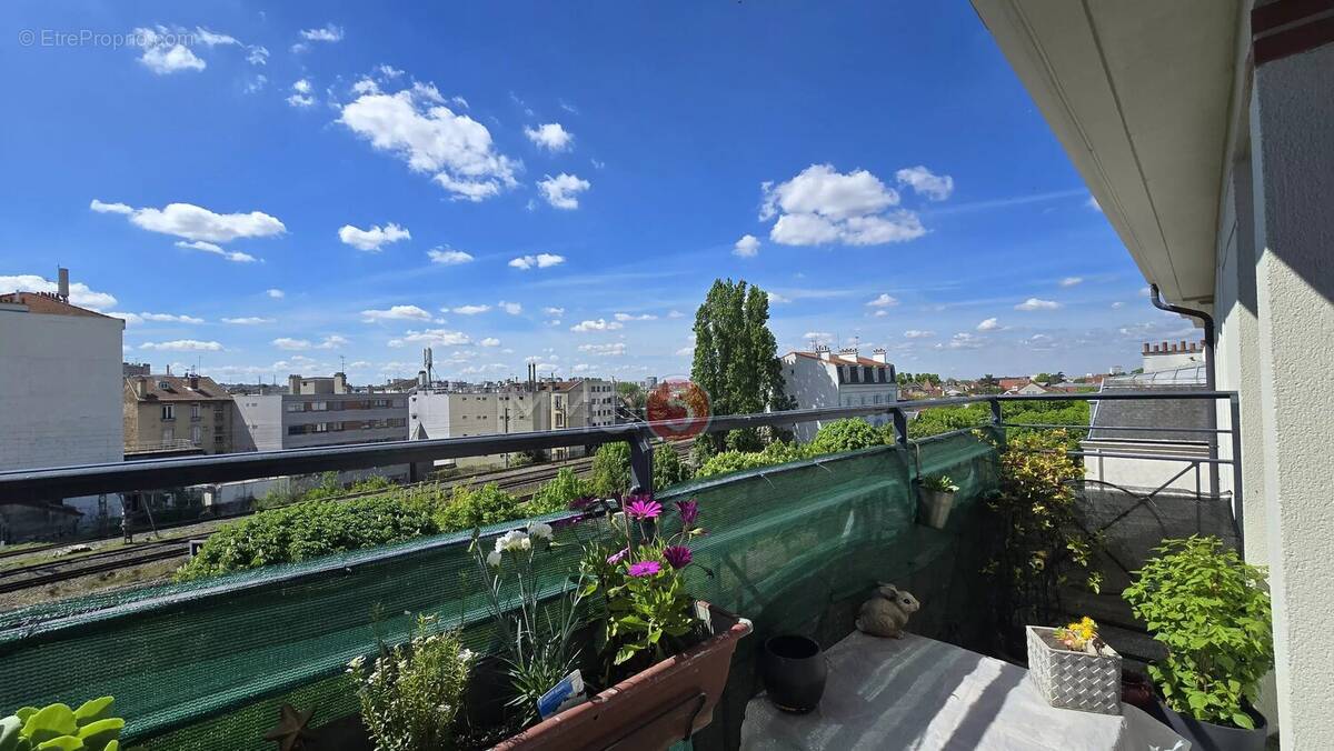 Appartement à LE RAINCY