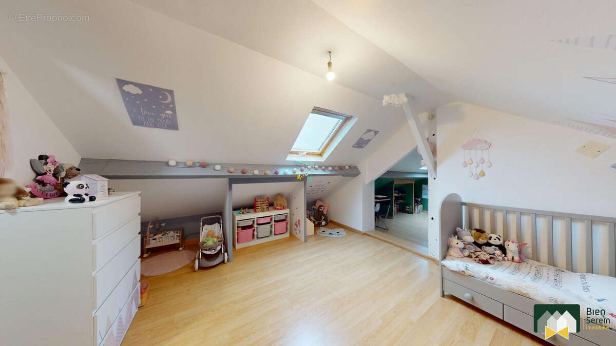 Maison à MAINVILLIERS