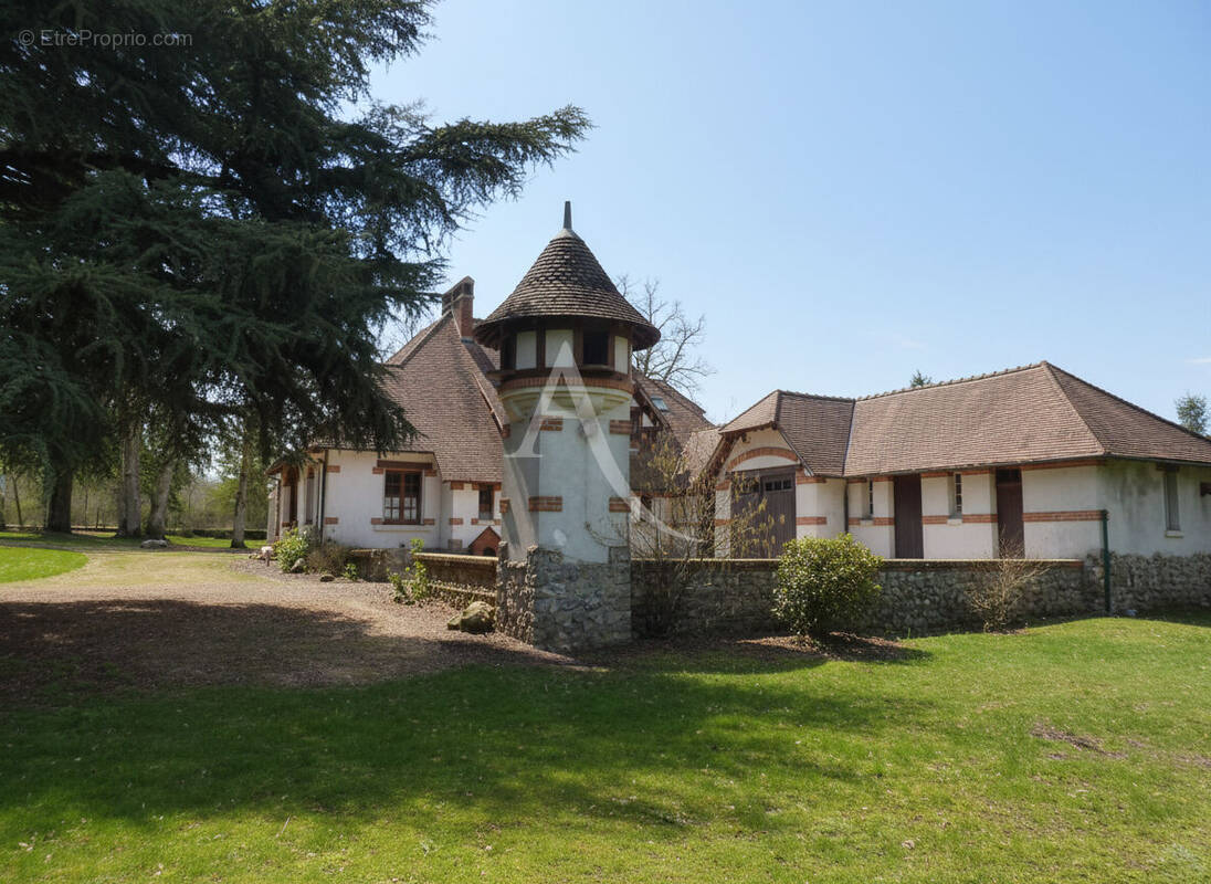 Maison à LAMOTTE-BEUVRON