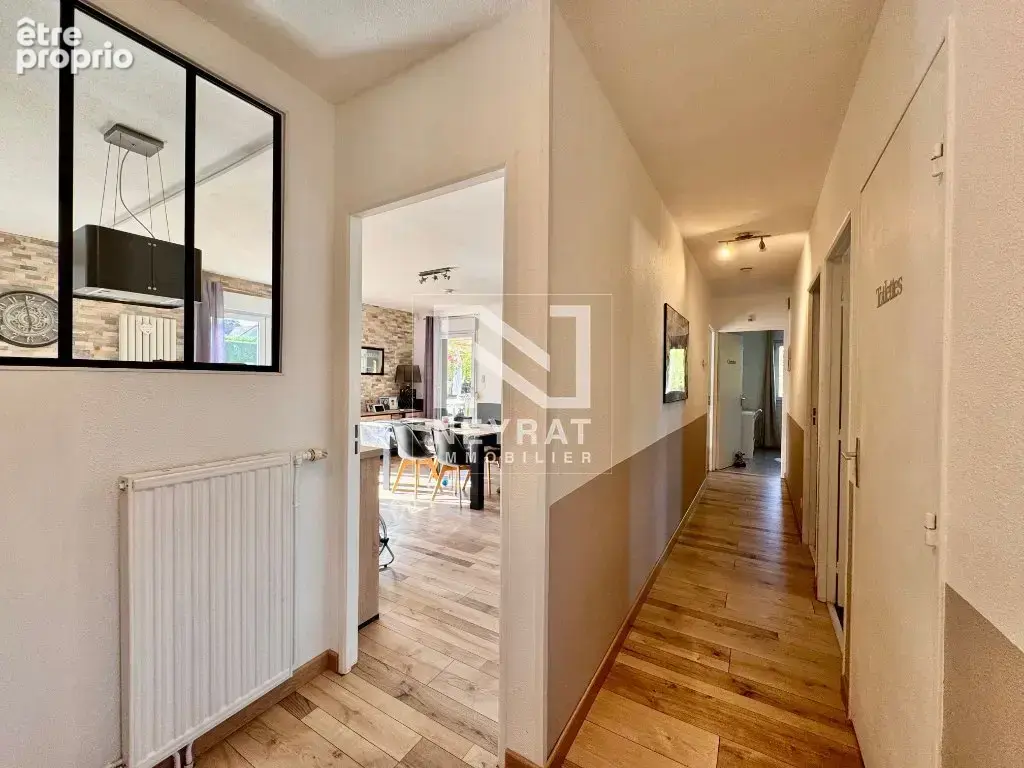 Une maison de plain-pied rénovée, avec extérieur et garage, dans un secteur recherché : une opportunité rare sur Sennecey-le-Gra - photo 13