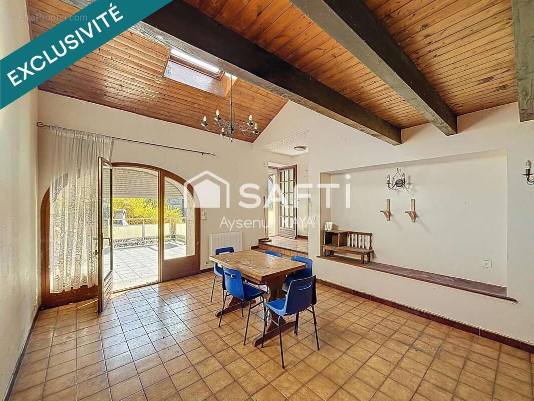 Photo 2 - Maison à SAINT-CLAUDE