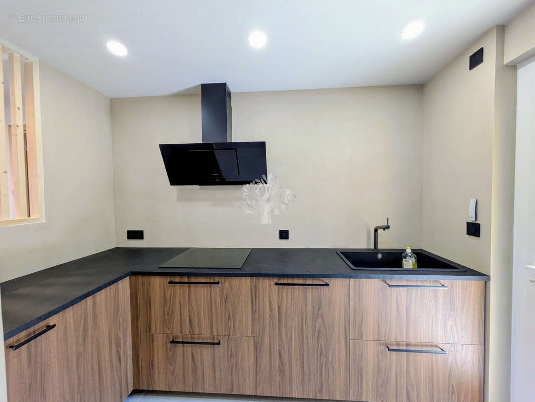 Appartement à SIX-FOURS-LES-PLAGES