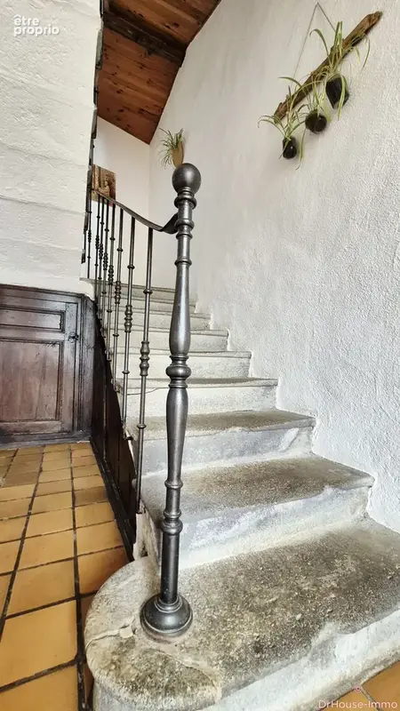 Maison 149 m² à Mareugheol  - photo 8