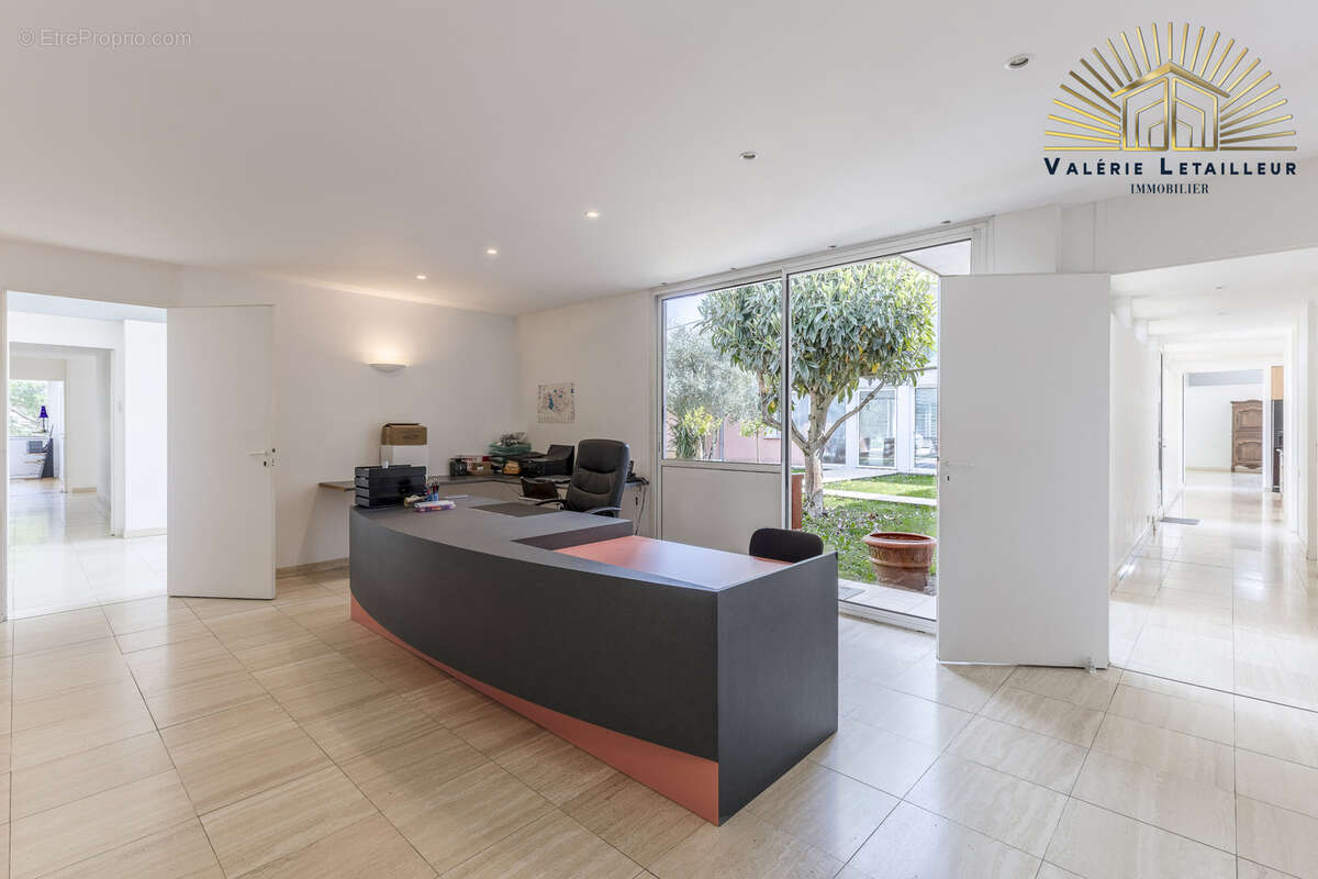 Maison à BEYCHAC-ET-CAILLAU