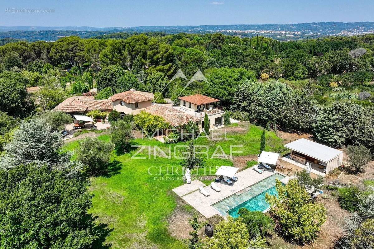 Maison à AIX-EN-PROVENCE