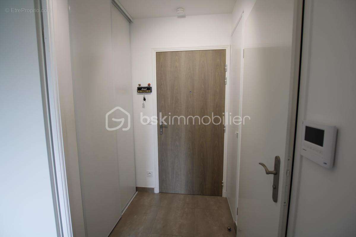 Appartement à MOISSY-CRAMAYEL
