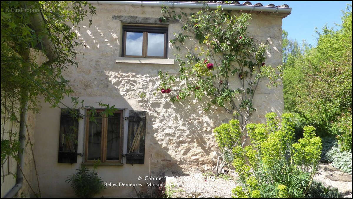 Maison à REALMONT