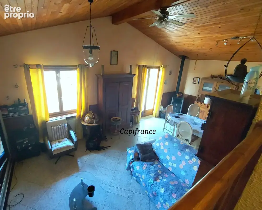 Maison familiale avec grand terrain, piscine – Saint-Martin-la-Plaine - photo 7