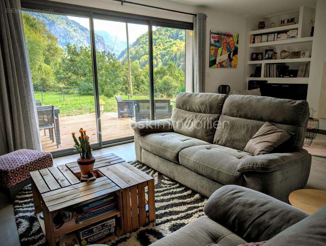 Maison à CETTE-EYGUN