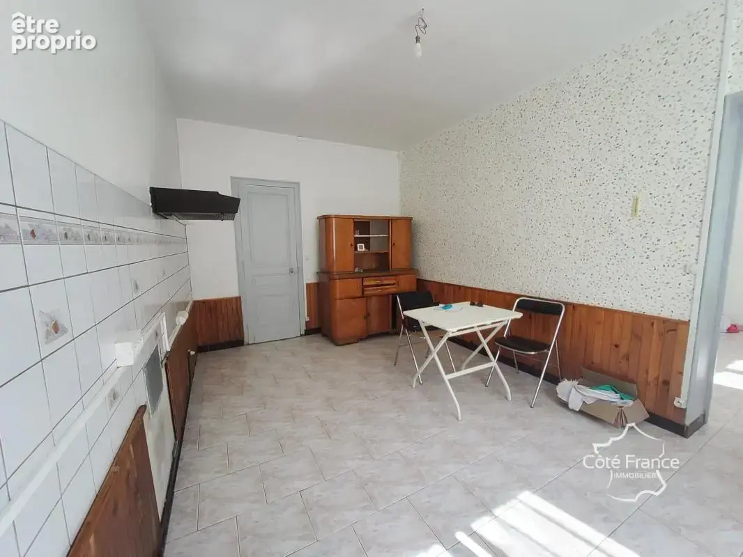 À vendre   Maison mitoyenne avec trois chambres et un  grand - photo 2