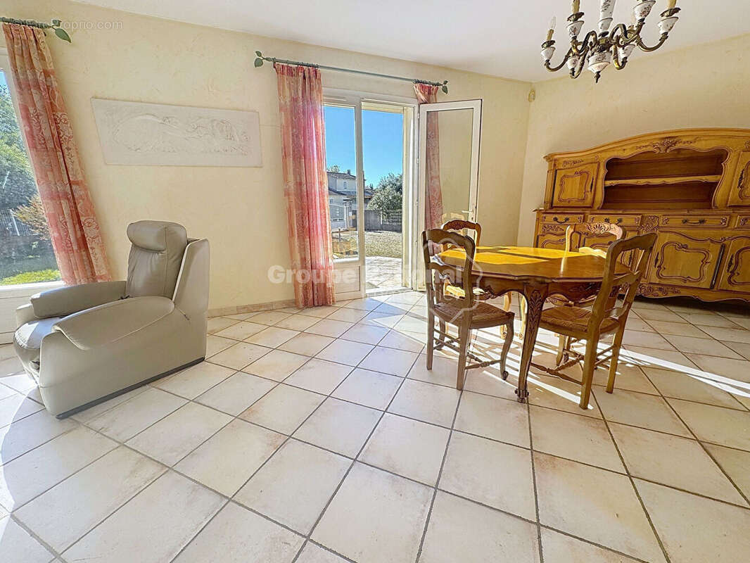 Maison à CHEVAL-BLANC