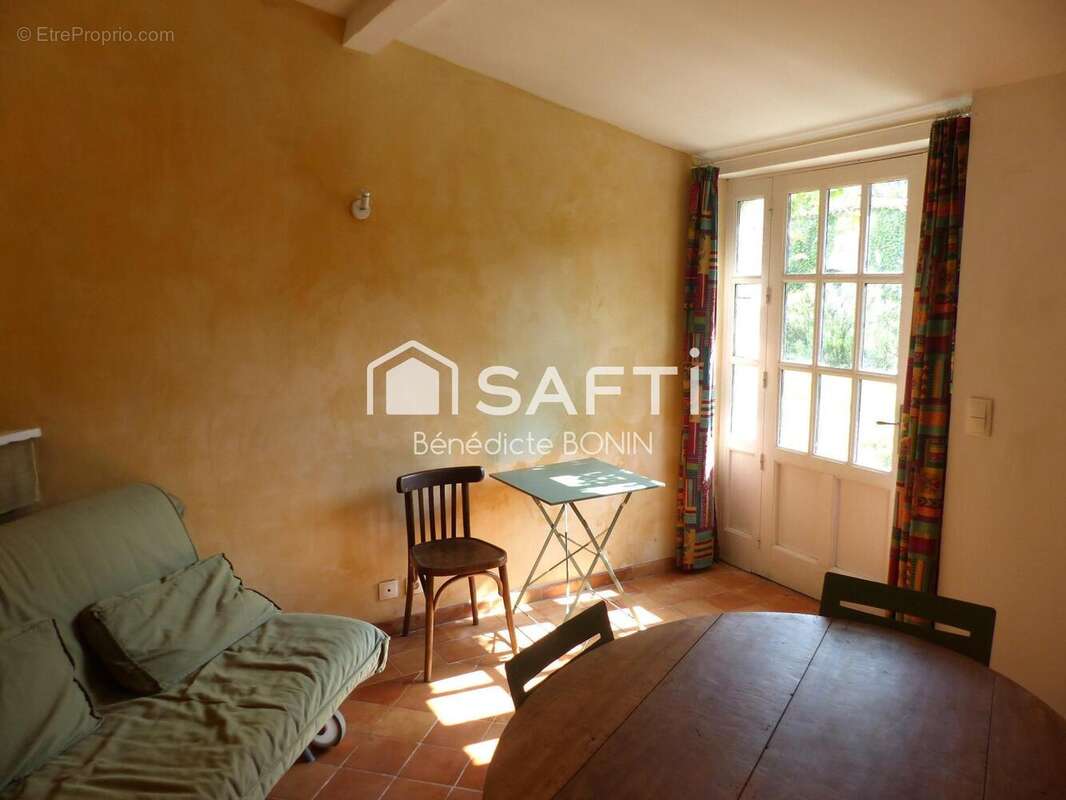 Photo 5 - Maison à CHAILLEVETTE