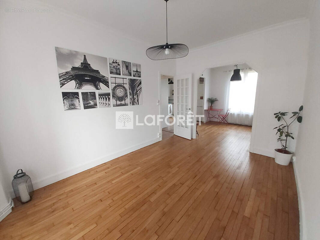 Maison à VILLEMOMBLE