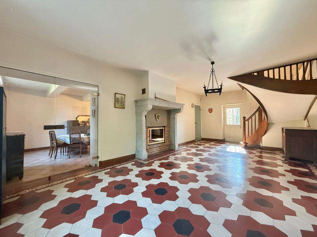 Maison à PONTAILLER-SUR-SAONE