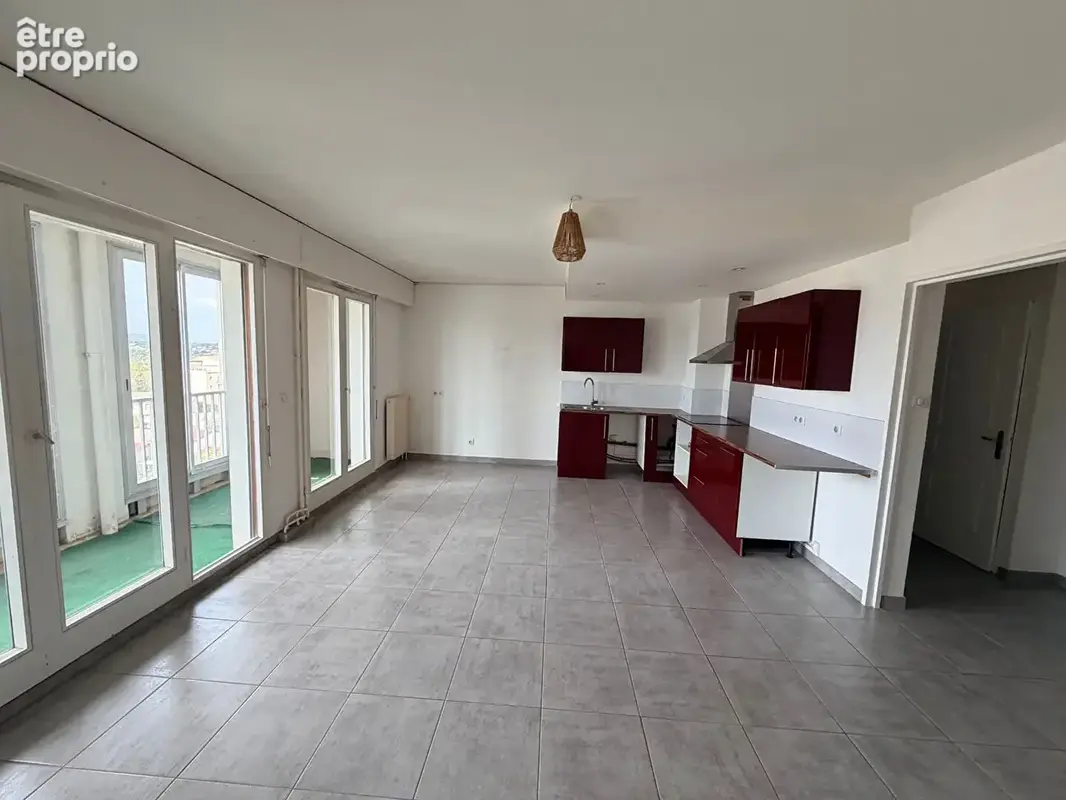 Bourg les Valence - quartier Le Cyrano 138m² - photo 6