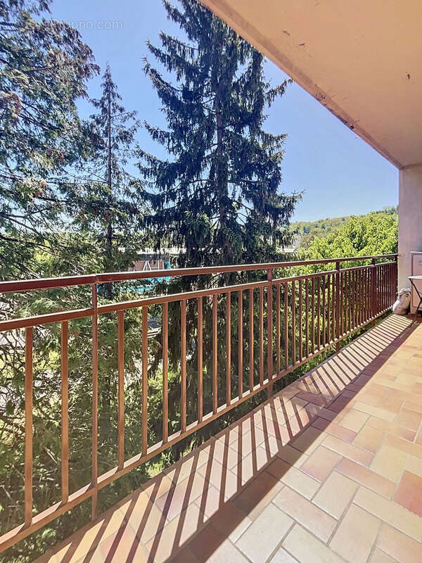 Appartement à BOURGOIN-JALLIEU