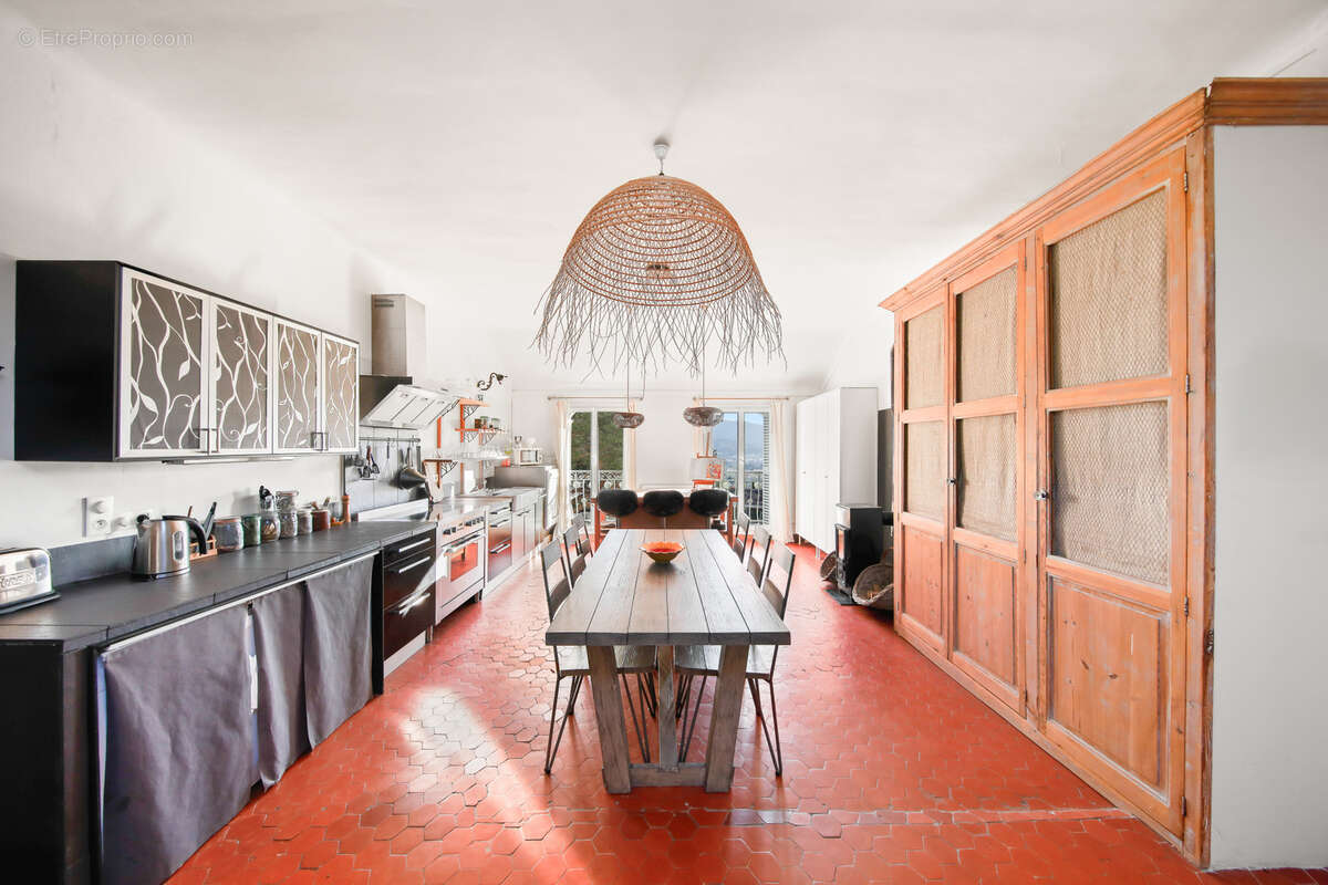 Appartement à HYERES