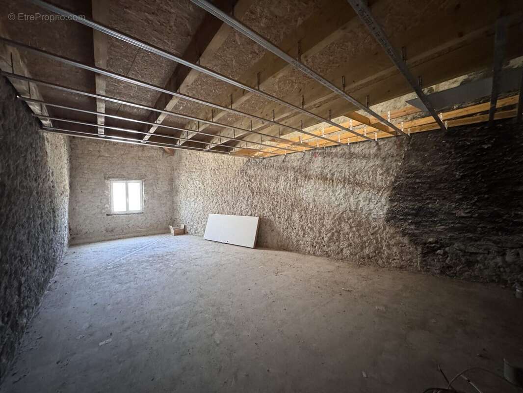 Appartement 311 m² à Esnandes  - photo 9