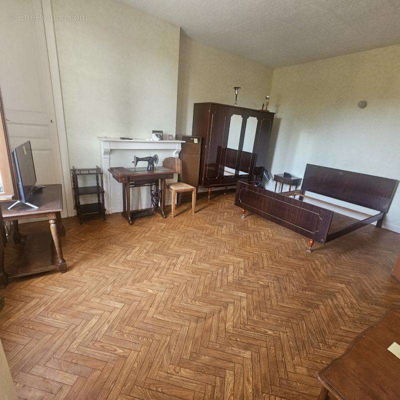 Maison à BOSMIE-L'AIGUILLE