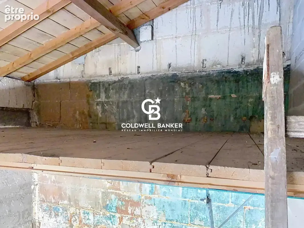 Vente de trois garages au centre de Saintes - photo 3