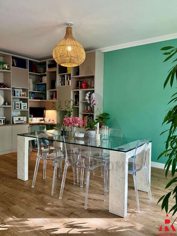 Appartement à VERSAILLES