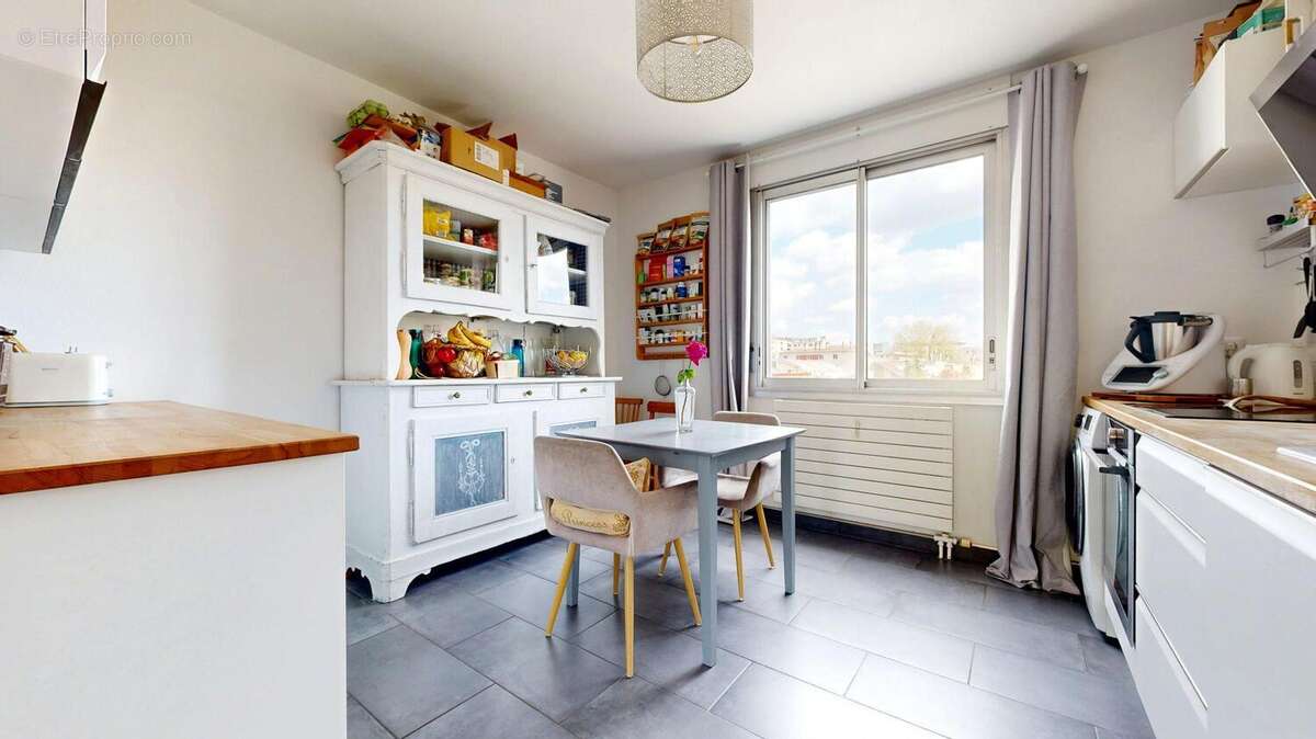 Appartement à LYON-3E