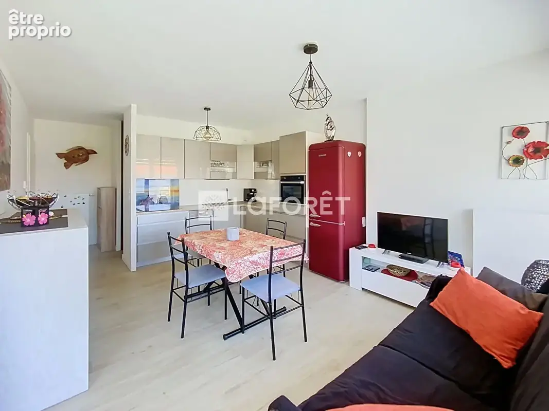 Appartement  VUE MER 2 pièce(s) 45 m2 - photo 5