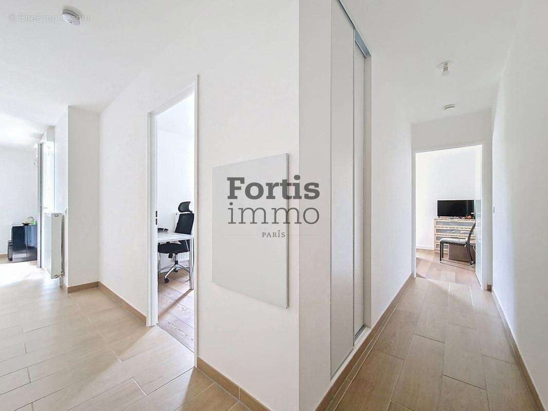 Appartement à LE PLESSIS-ROBINSON