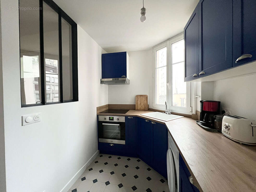 Appartement à PARIS-18E