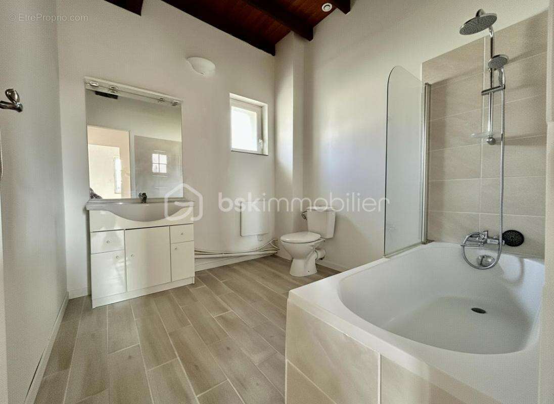 Appartement à MORET-SUR-LOING