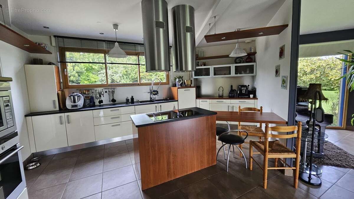 Maison 270 m² à Senneville-Sur-Fecamp  - photo 7