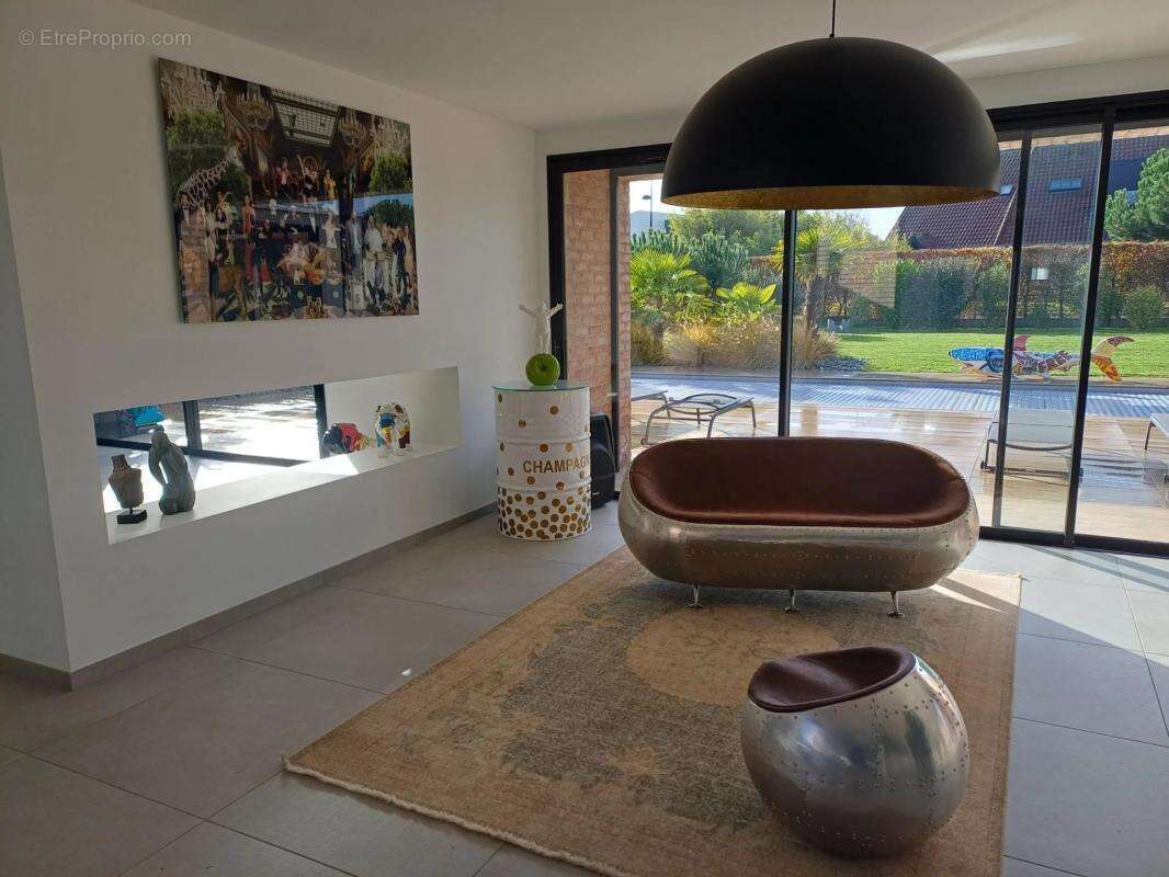 Maison à CAMPHIN-EN-PEVELE