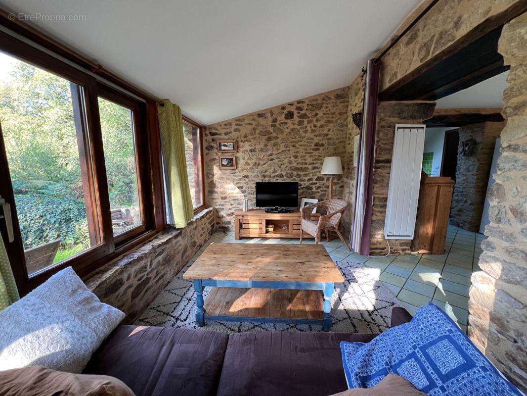 Maison à PLUVIGNER